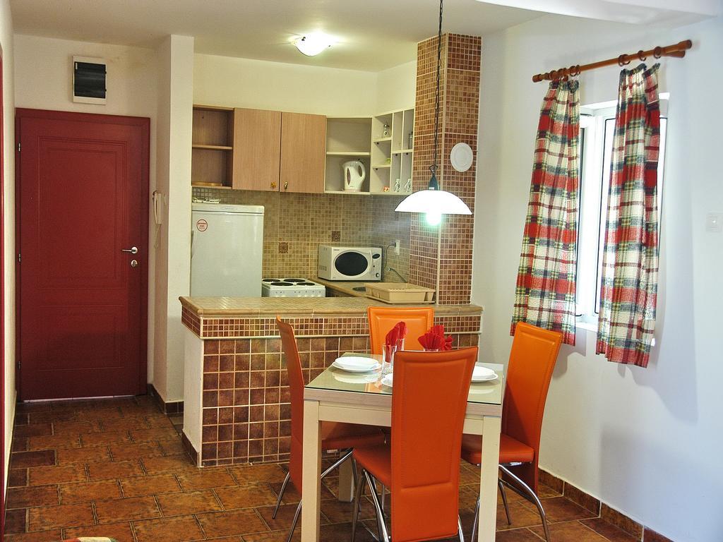 Apartments Maris Petrovac الغرفة الصورة