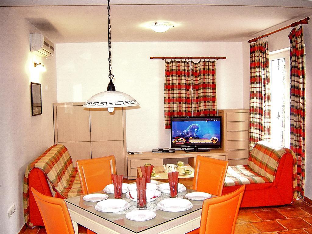 Apartments Maris Petrovac الغرفة الصورة